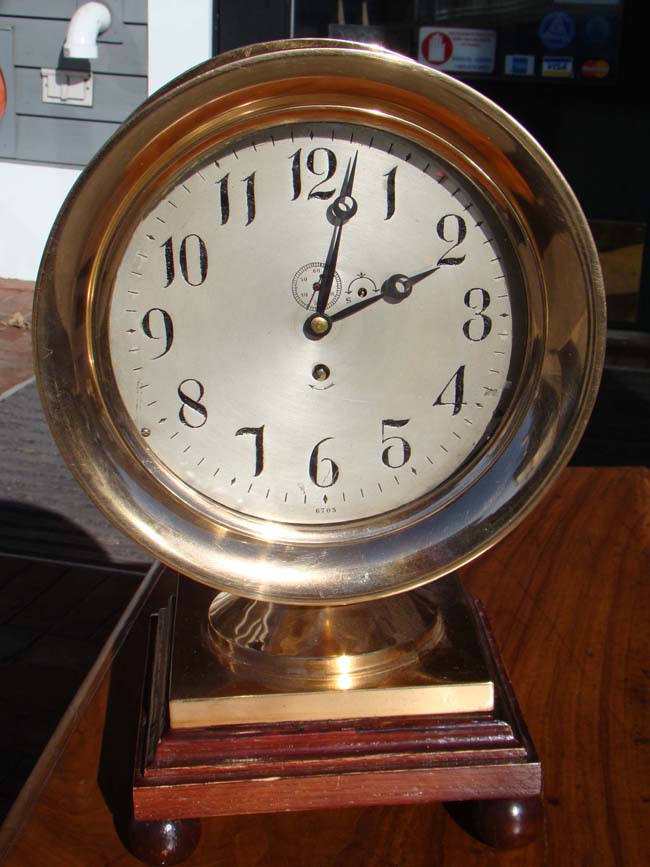 A fine and large 8" dial Chelsea 'Engine Room' style Mantel Clock circa 1917 — image 2